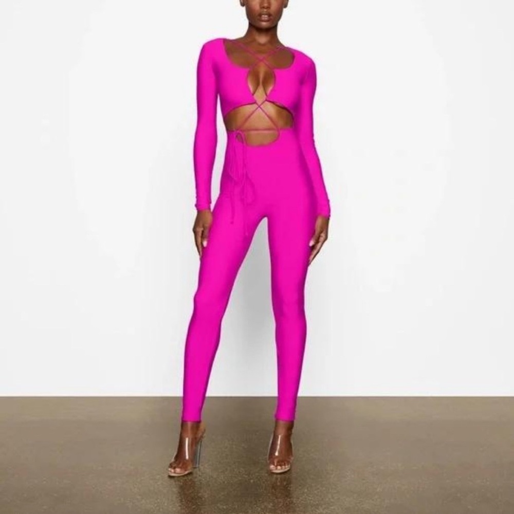 SKIMS Lace-Up Catsuit Fuscia Pink Jumpsuit One Piece Size Small NWT
